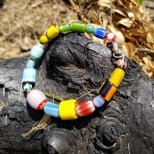 Multi colored glass bead bracelet NWOT